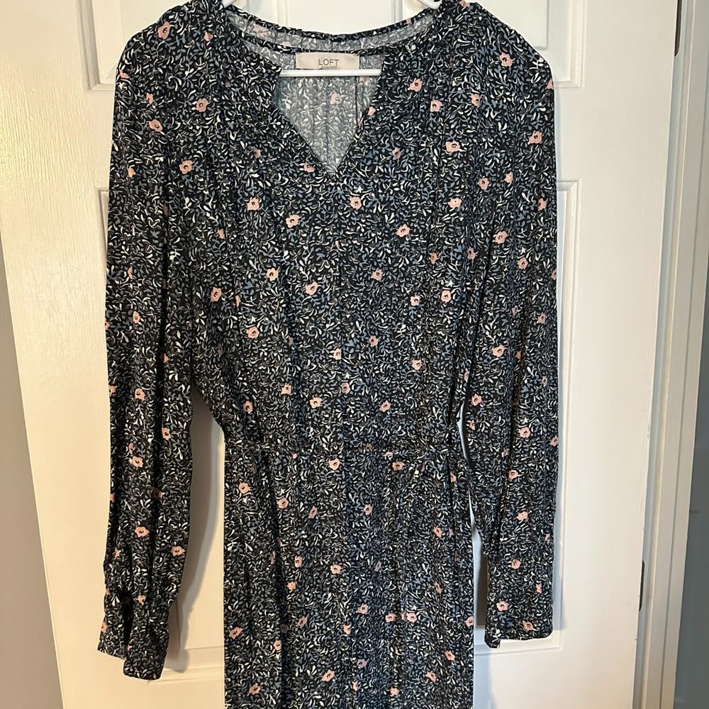 Loft Size L floral dress